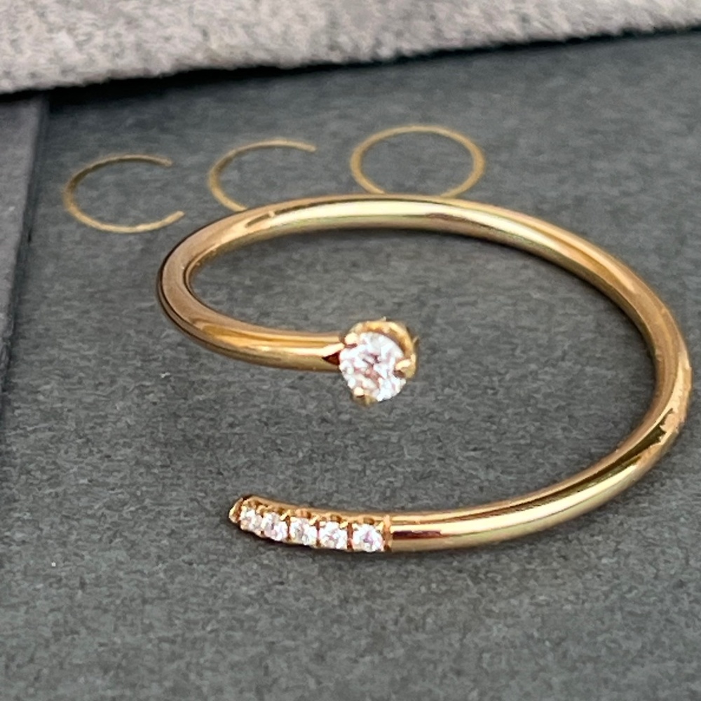 Zoë Chicco 14K Yellow Gold Prong & Pave Diamond Bypass Ring Sz. 8